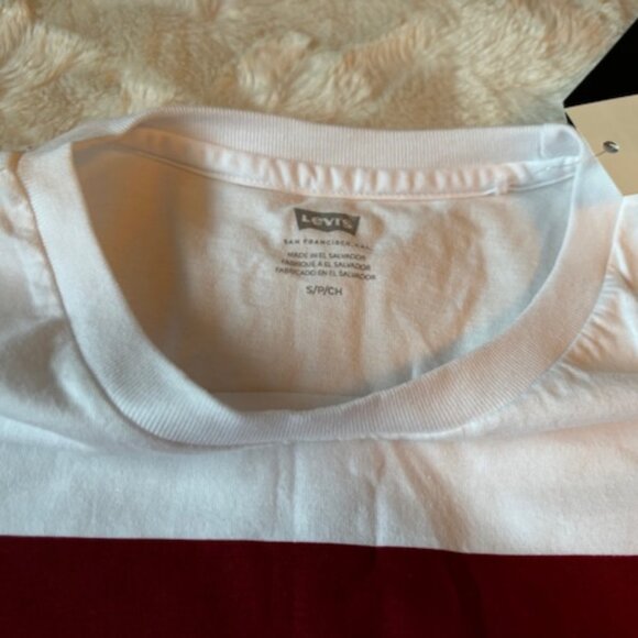 Levi's Logo White Short-Sleeve Cotton Crew Neck T-Shirt Ladies Size S NWT - Picture 3 of 9